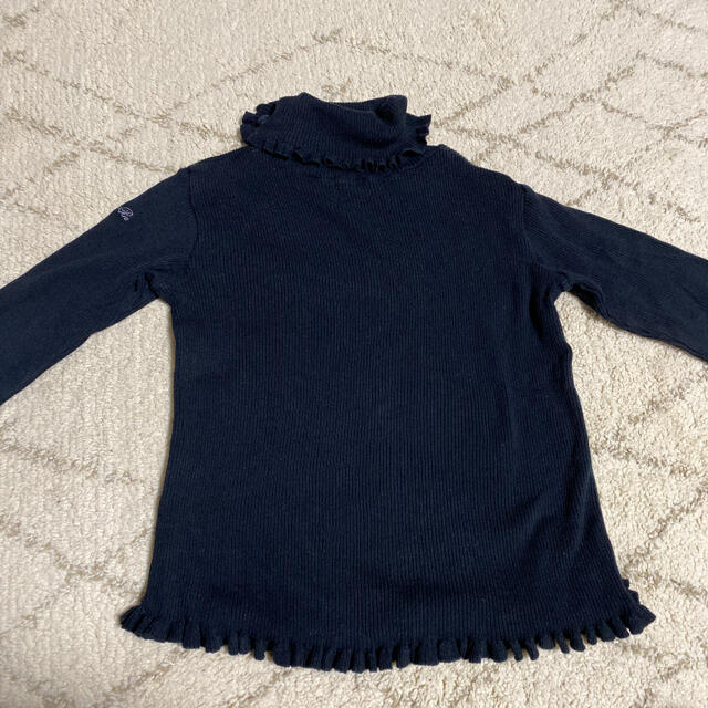 BeBe(ベベ)のBeBe タートルネックカットソー　140センチ キッズ/ベビー/マタニティのキッズ服女の子用(90cm~)(ニット)の商品写真