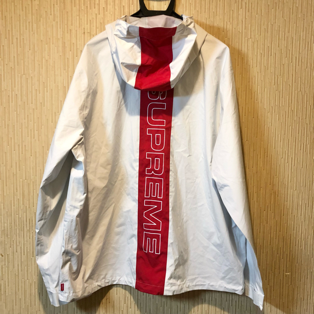 【 大感謝セール】 Supreme - L White jacket seam taped Supreme ナイロンジャケット