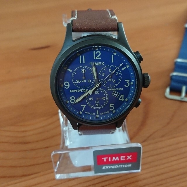 TIMEX(タイメックス)の美品  タイメックス エクスペディション クロノグラフ  TW 4B09000 メンズの時計(腕時計(アナログ))の商品写真