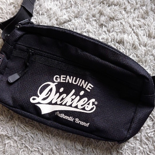 Dickies(ディッキーズ)の【美品】Dickies ショルダーバッグ ブラック レディースのバッグ(ショルダーバッグ)の商品写真