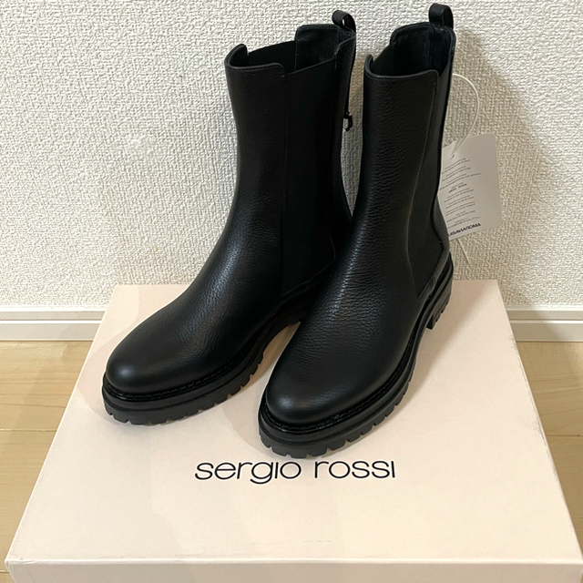 Sergio Rossi(セルジオロッシ)の新品♡sergio rossi アンクルブーツ　joan 38サイズ レディースの靴/シューズ(ブーツ)の商品写真