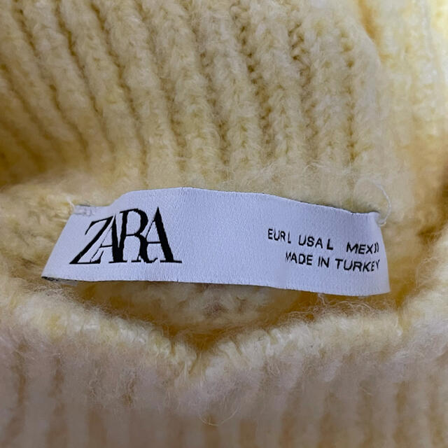 ZARA(ザラ)のZARA フラワー刺繍入りベスト レディースのトップス(ベスト/ジレ)の商品写真