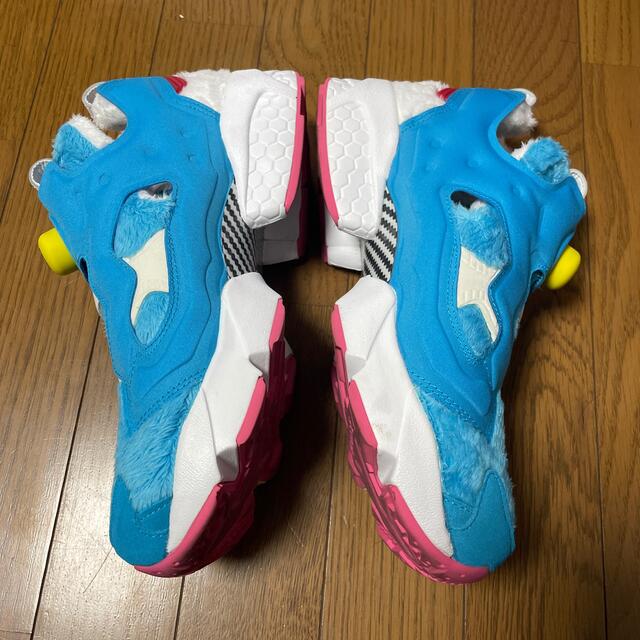 Reebok(リーボック)のリーボックAtmos ドラえもんコラボスニーカー メンズの靴/シューズ(スニーカー)の商品写真