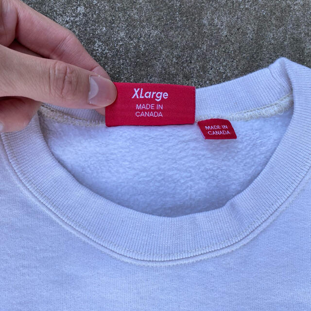 Supreme(シュプリーム)のsold out SUPREME SMALL BOX CREWNECK  メンズのトップス(スウェット)の商品写真