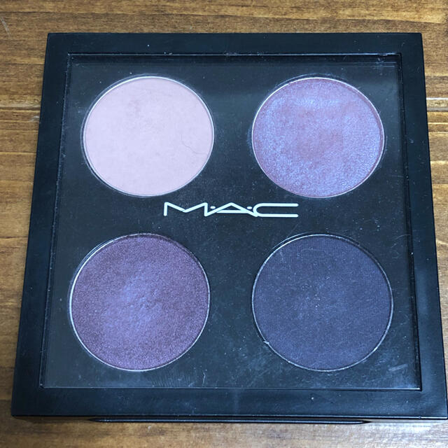MAC(マック)のMAC アイシャドウ　パレット コスメ/美容のベースメイク/化粧品(アイシャドウ)の商品写真