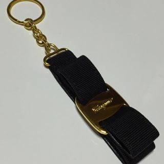 サルヴァトーレフェラガモ(Salvatore Ferragamo)のりな様専用です(._.) フェラガモ  キーチェーン(キーホルダー)