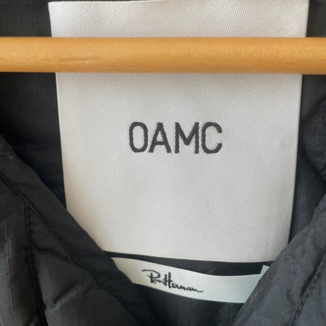 Ron Herman(ロンハーマン)のM黒 21SS ロンハーマン別注 oamc combat liner 新品 メンズのジャケット/アウター(ミリタリージャケット)の商品写真