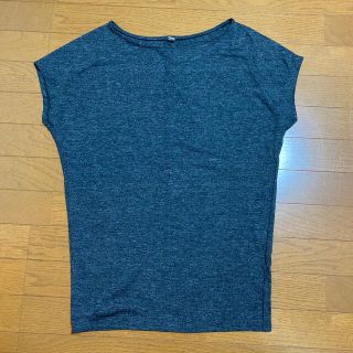 ユニクロ(UNIQLO)のUNIQLO グレー色　カットソー(カットソー(半袖/袖なし))