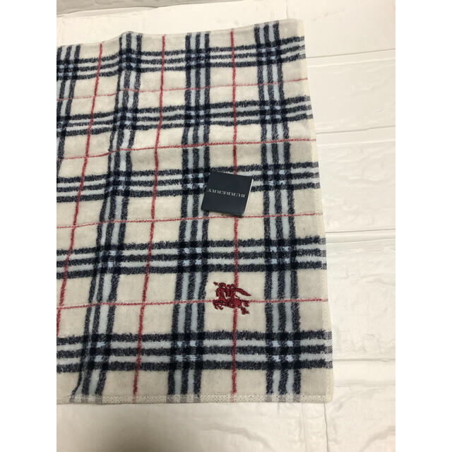 BURBERRY(バーバリー)のおうじろう様専用　BURBERRY バーバリータオルハンカチ レディースのファッション小物(ハンカチ)の商品写真