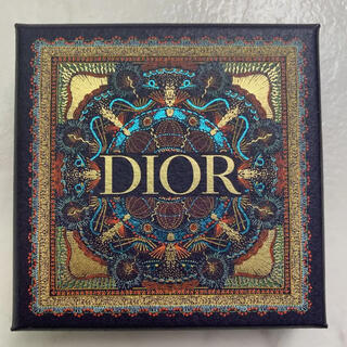 ディオール(Dior)のDIOR クリスマス限定　箱のみ(小物入れ)