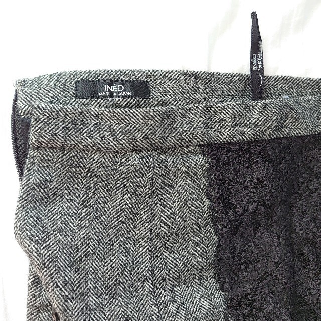 INED(イネド)のINED幅広レース効果で細く見えるツィードタイトスカート M レディースのスカート(ひざ丈スカート)の商品写真