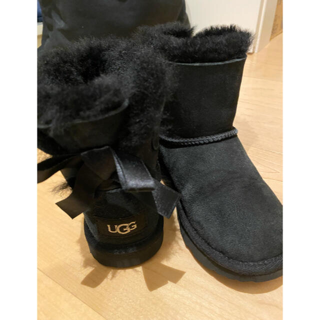 UGG MINI BAILEY BOW II トドラー　18.5