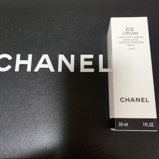 シャネル(CHANEL)のシャネル CC クリーム N 21 ベージュ 30ml メイクアップ　ベース(CCクリーム)