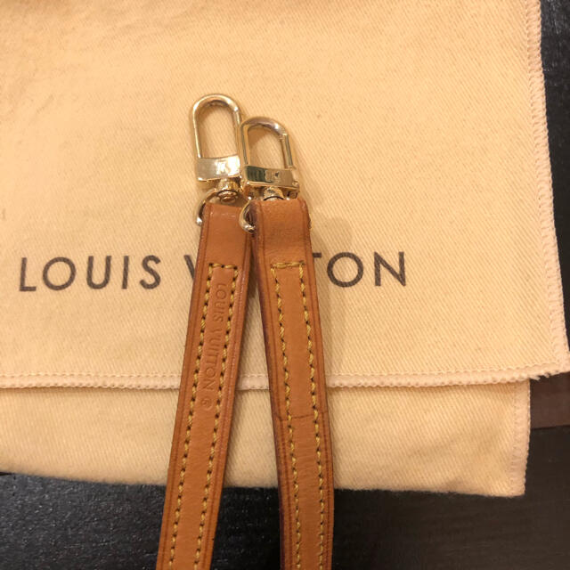 LOUIS VUITTON(ルイヴィトン)の【美品】ルイヴィトン ヌメ革 ショルダーストラップ 120cm バッグ用  レディースのファッション小物(その他)の商品写真