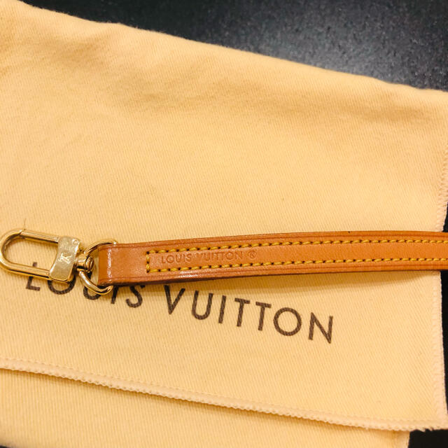 LOUIS VUITTON(ルイヴィトン)の【美品】ルイヴィトン ヌメ革 ショルダーストラップ 120cm バッグ用  レディースのファッション小物(その他)の商品写真