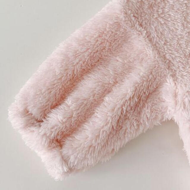 もこもこロンパース ピンク90 キッズ/ベビー/マタニティのベビー服(~85cm)(ロンパース)の商品写真
