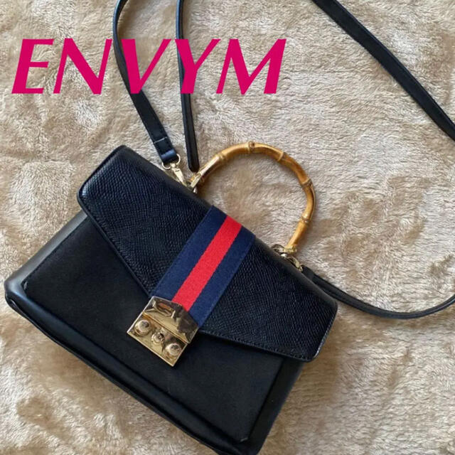 ENVYM(アンビー)の【美品】ENVYM ショルダーバッグ レディースのバッグ(ショルダーバッグ)の商品写真