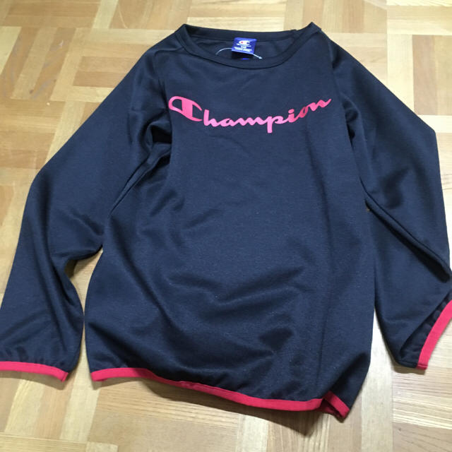 Champion(チャンピオン)のチャンピォン子供用ロングTシャツ キッズ/ベビー/マタニティのキッズ服男の子用(90cm~)(Tシャツ/カットソー)の商品写真