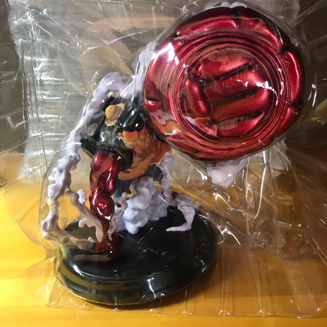 ワンピース ルフィ ギア4 大猿王銃 特大フィギュアの通販 by ワンピース ルフィ ギア4 大猿王銃 特大フィギュアの通販 by