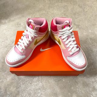 ナイキ(NIKE)のNIKE WMNS COURT FORCE HIGH(スニーカー)