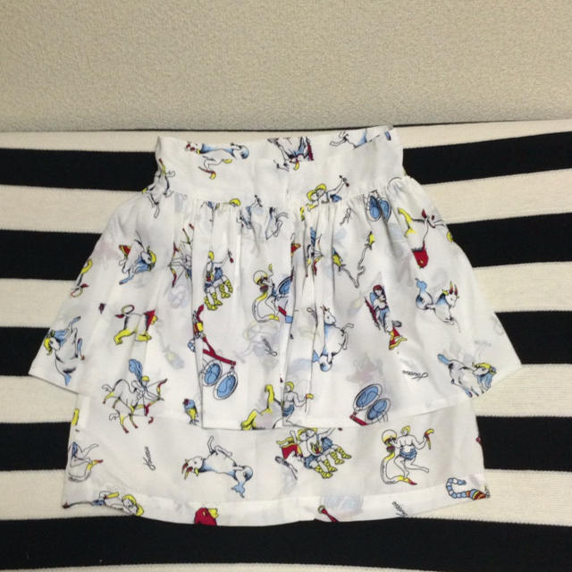 jouetie(ジュエティ)のジュエティの星座柄スカート レディースのスカート(ミニスカート)の商品写真