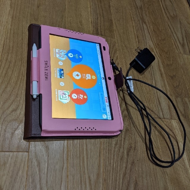 スマイルゼミ　ケース付タブレット本体　ペン　充電器のサムネイル