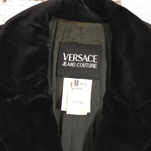 VERSACE ヴェルサーチジーンズクチュールベルベットジャケットブラック美品の通販 by 牡丹のお部屋 ALL10%OFF｜ヴェルサーチならラクマ