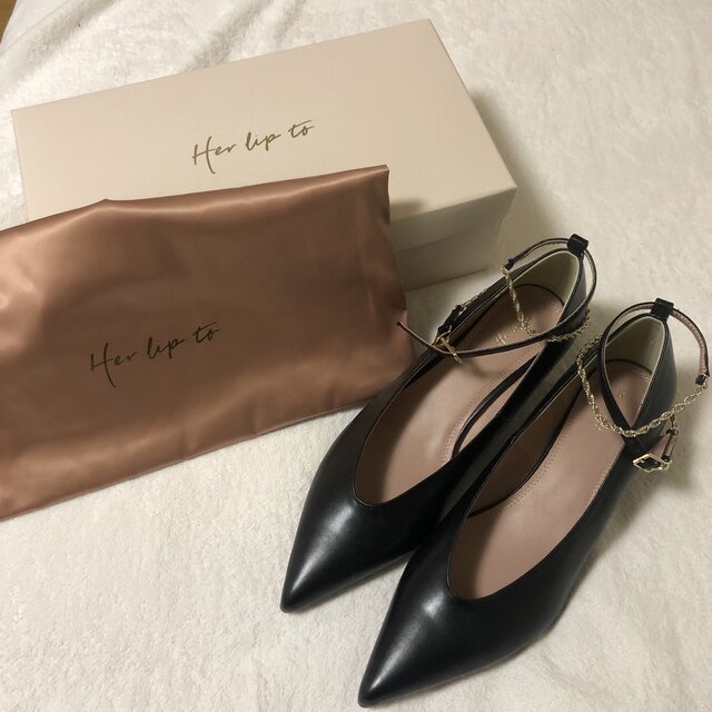 はやや様専用　Double Strap Kitten Heel Pumps レディースの靴/シューズ(ハイヒール/パンプス)の商品写真