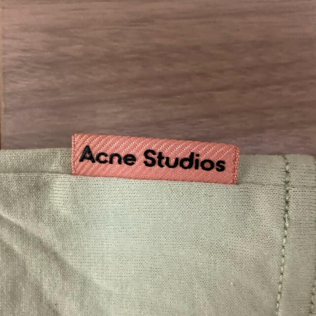 ACNE(アクネ)のshiro様専用♡アクネストゥディオズ　長袖カットソー レディースのトップス(カットソー(長袖/七分))の商品写真