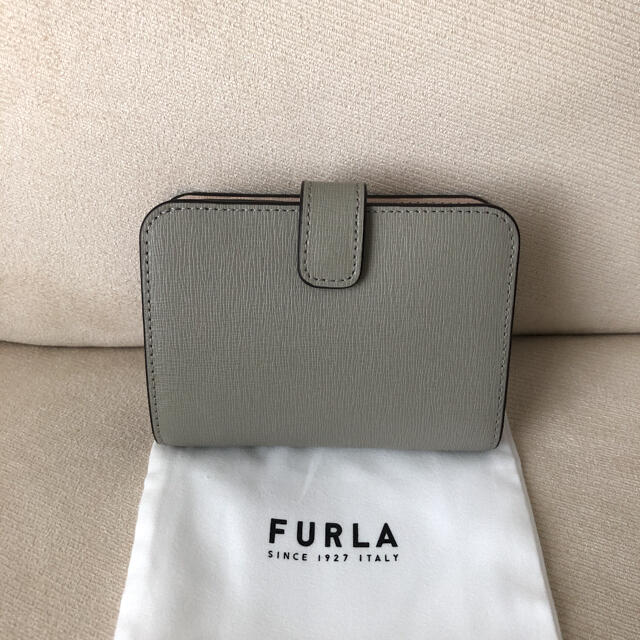 Furla(フルラ)の付属品全て有り★新品 FURLA 2021年秋冬新作 バビロンS グレーベージュ レディースのファッション小物(財布)の商品写真