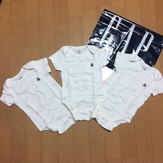 ベビーギャップ(babyGAP)のAki様【新品】 60 肌着3枚組 ベビー GAP(肌着/下着)