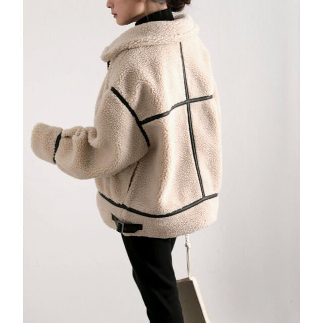 レザー調パイピングステンカラーブルゾン レディースのジャケット/アウター(ブルゾン)の商品写真