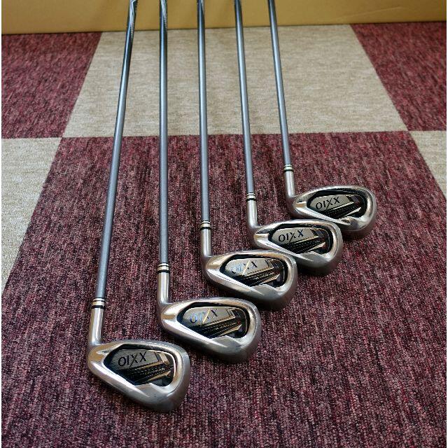 DUNLOP - ゼクシオ７ アイアン5本セット（６～P カーボン）＋ウェッジ2本付き