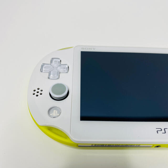 SONY psvita 本体 PCH-2000 ZA22 ライムグリーン 2