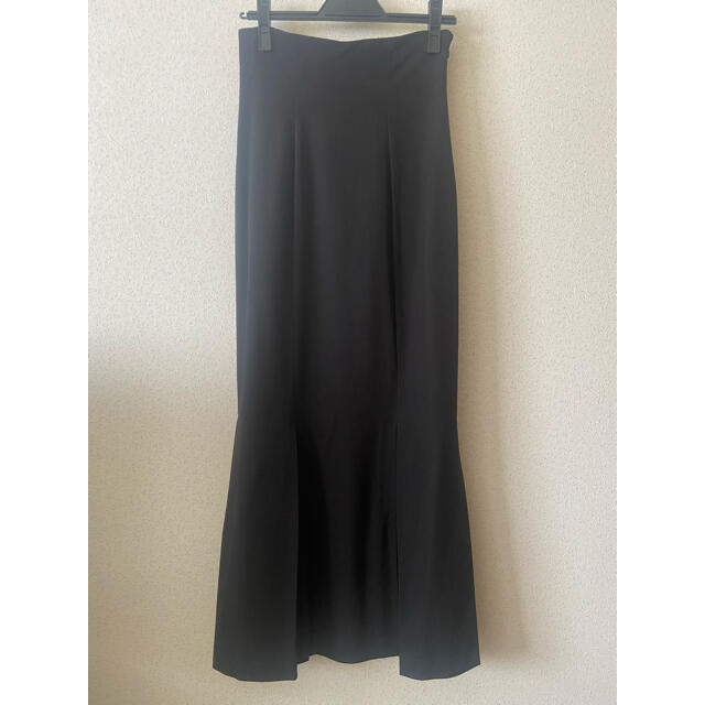 TODAYFUL(トゥデイフル)のlouren mermaid pleats skirt  black レディースのスカート(ロングスカート)の商品写真