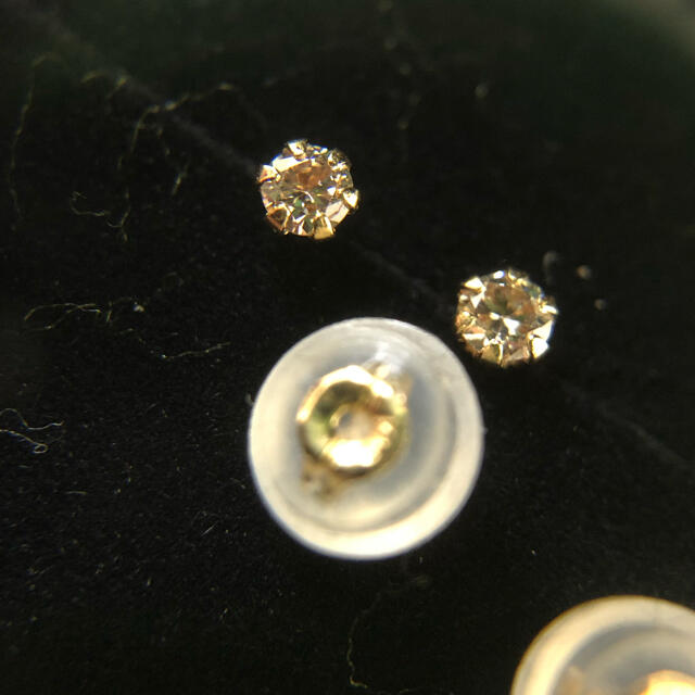 k18  ダイヤモンド　ピアス　0.05×2 5