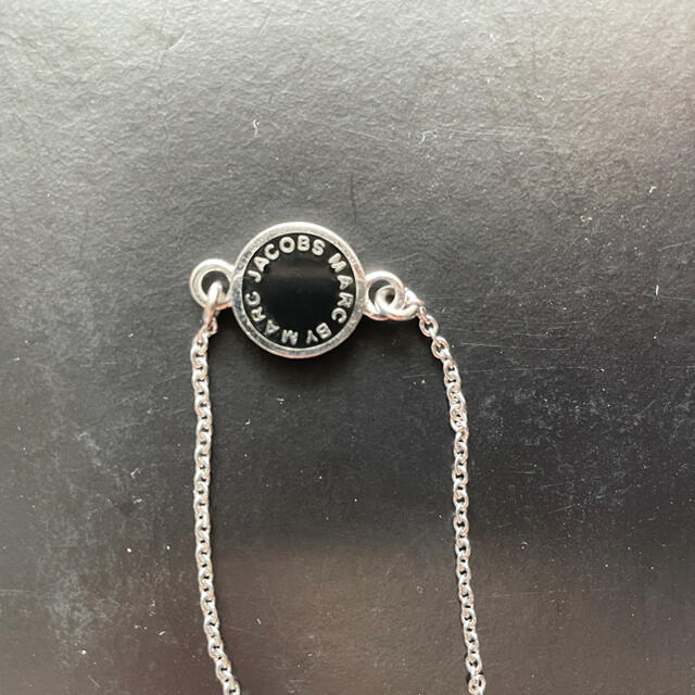 MARC BY MARC JACOBS(マークバイマークジェイコブス)のMARC BY JACOBS アクセサリー ブレスレット マークジェイコブス レディースのアクセサリー(ブレスレット/バングル)の商品写真