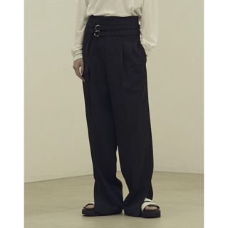 CINOH(チノ)DOUBLE BELT TOW TUCK PANTS(カジュアルパンツ)