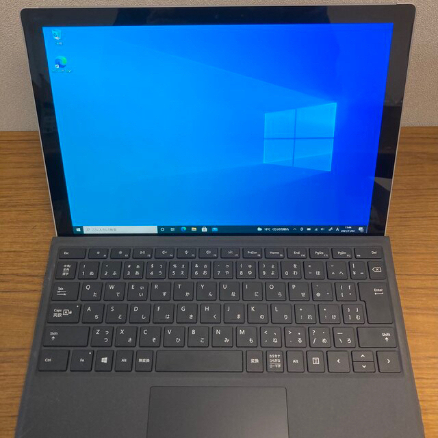 Microsoft(マイクロソフト)のMicrosoft Surface Pro5 m3-7Y30U 128GB 4G スマホ/家電/カメラのPC/タブレット(タブレット)の商品写真