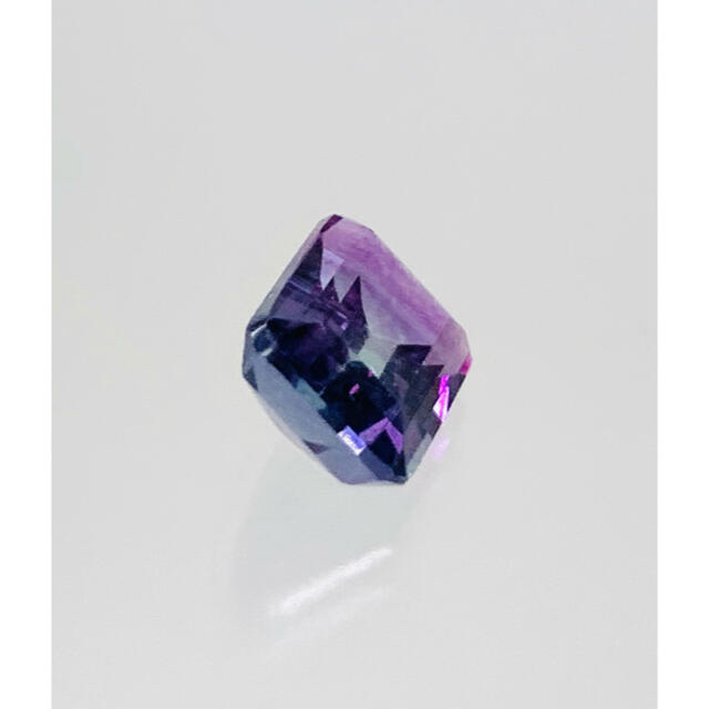 フローライトルース 2.9ct 4