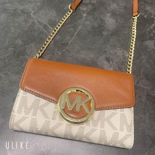 マイケルコース(Michael Kors)の【最終値下げ】マイケルコース　お財布バック(ウォレットチェーン)