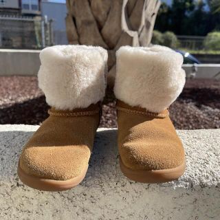 アグ(UGG)のUGG キッズブーツ(ブーツ)