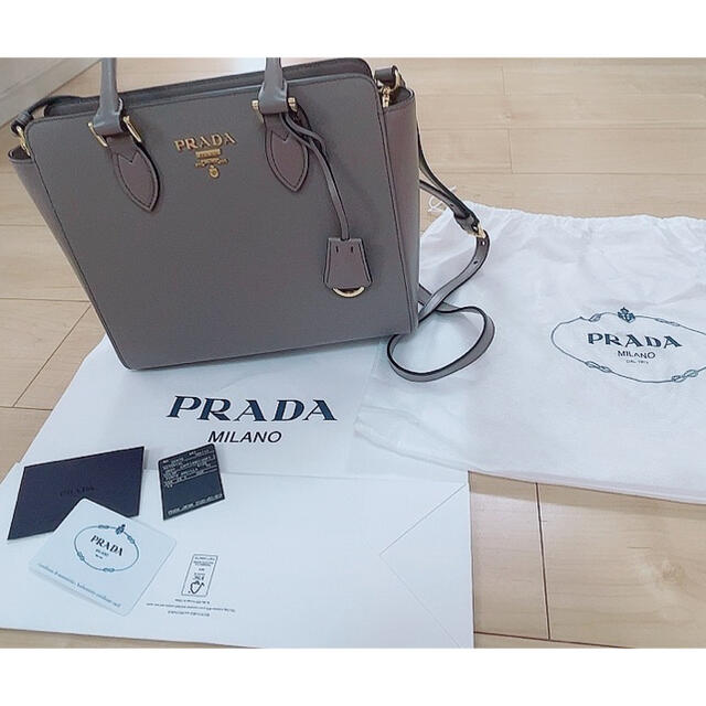 PRADA - 【値下げ】プラダ ハンドバッグ グレー1BA113の通販 i&