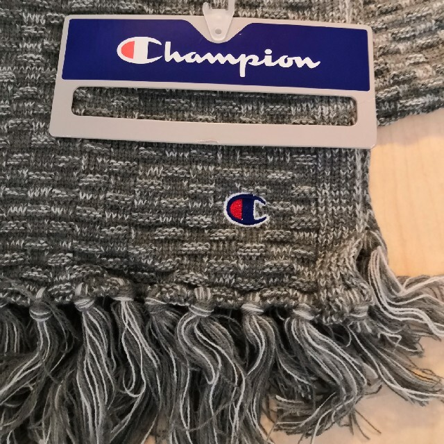 Champion(チャンピオン)の新品送料込！Champion チャンピオン フリンジ付マフラー  メンズのファッション小物(マフラー)の商品写真