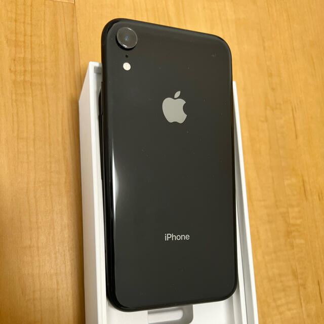 【美品】Apple iPhone XR 128GB ブラック SIMフリー 1