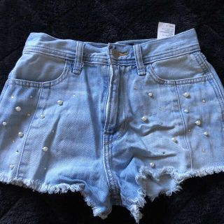 ホリスター(Hollister)のHollister♡パール、キラキラ、デニムショートパンツ♡(ショートパンツ)