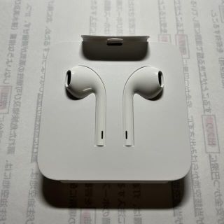 アイフォーン(iPhone)の純正イヤホンEarPods with Lightning Connector(ヘッドフォン/イヤフォン)