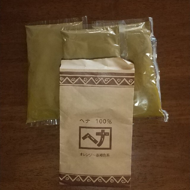 naiad(ナイアード)のナイアードヘナ(オレンジ～赤褐色系) 3袋×100g コスメ/美容のヘアケア/スタイリング(カラーリング剤)の商品写真