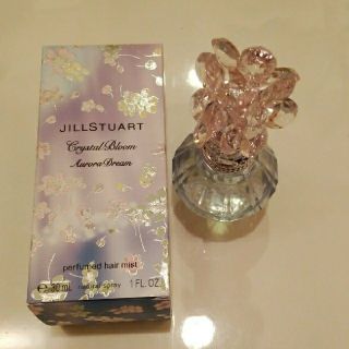 ジルスチュアート(JILLSTUART)のこたりん様専用です。JILLSTUARTクリスタルブルームパフュームドヘアミスト(香水(女性用))