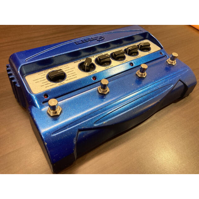 BOSS(ボス)のLINE6 / MM4 Modulation Modeler  楽器のギター(エフェクター)の商品写真